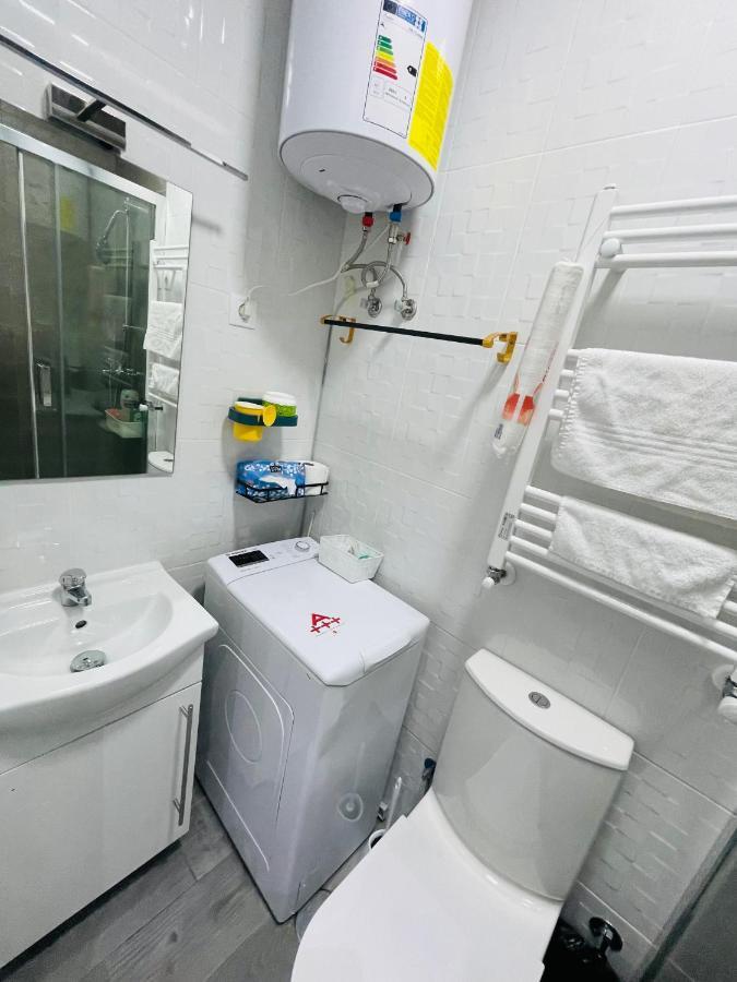 Apartamento Fantastico Estudio Cuatro Camino Madrid Exterior foto